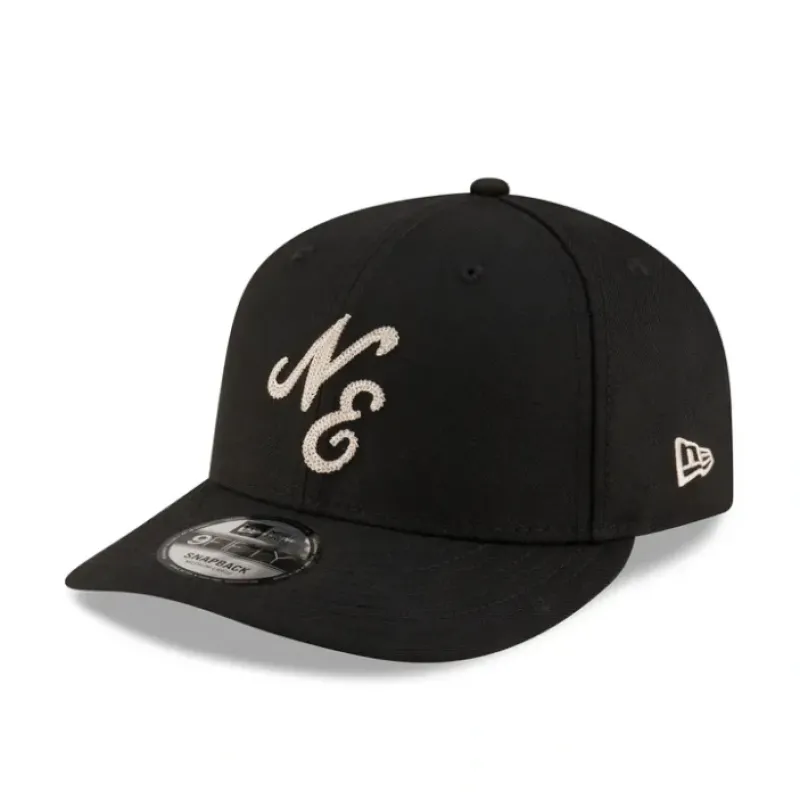 Shop New Era Cap Classic Black 9FIFTY Snapback Hat - KTGCaps - Baseball caps for various teams, purchased online at a discount